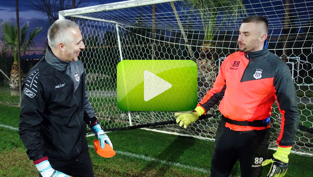 Trening bramkarzy Sandecji podczas obozu w Side Trening bramkarzy Sandecji podczas obozu w Side